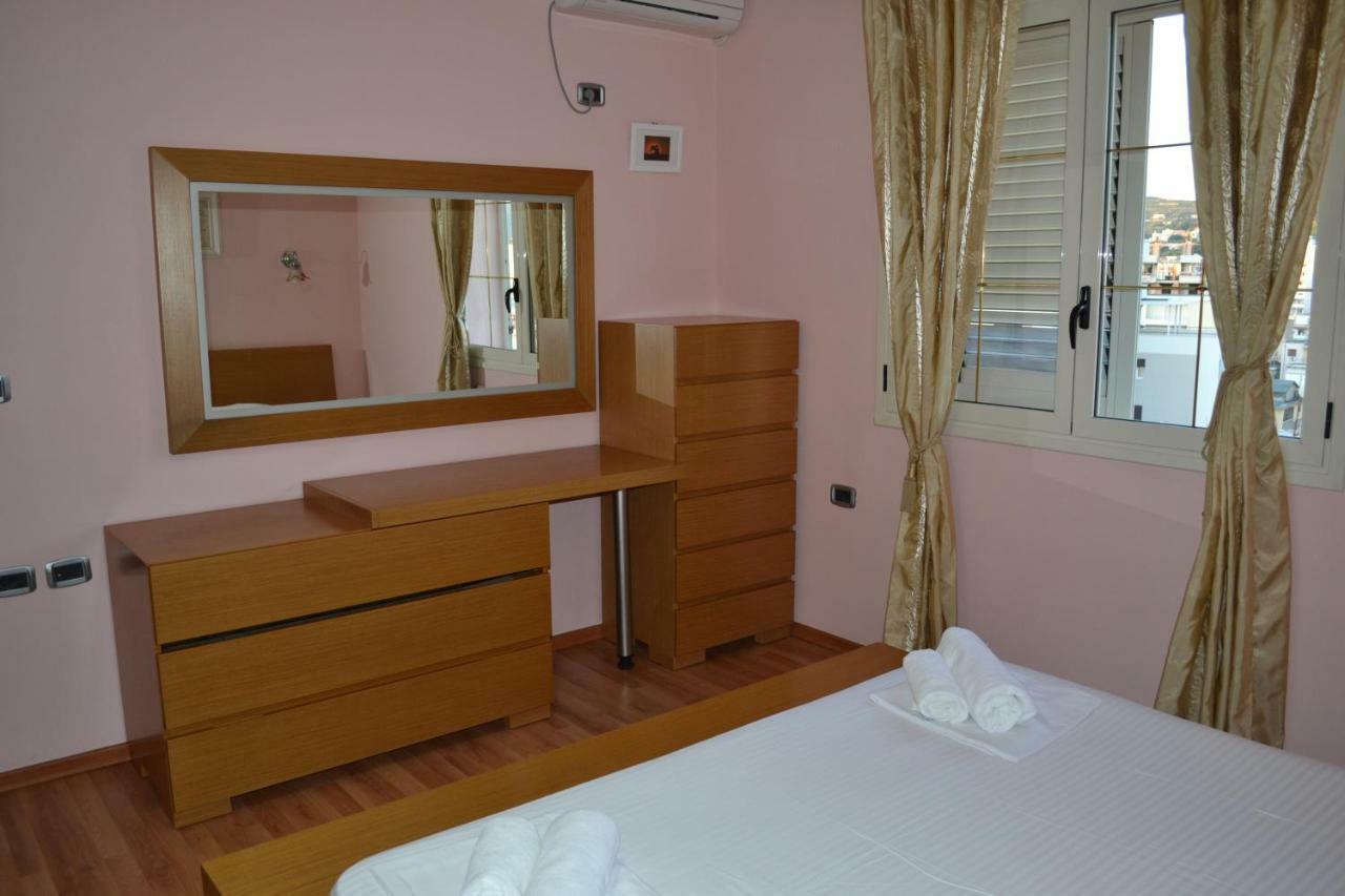 Penthouse 4 Bedrooms Apartment Vlorë Esterno foto