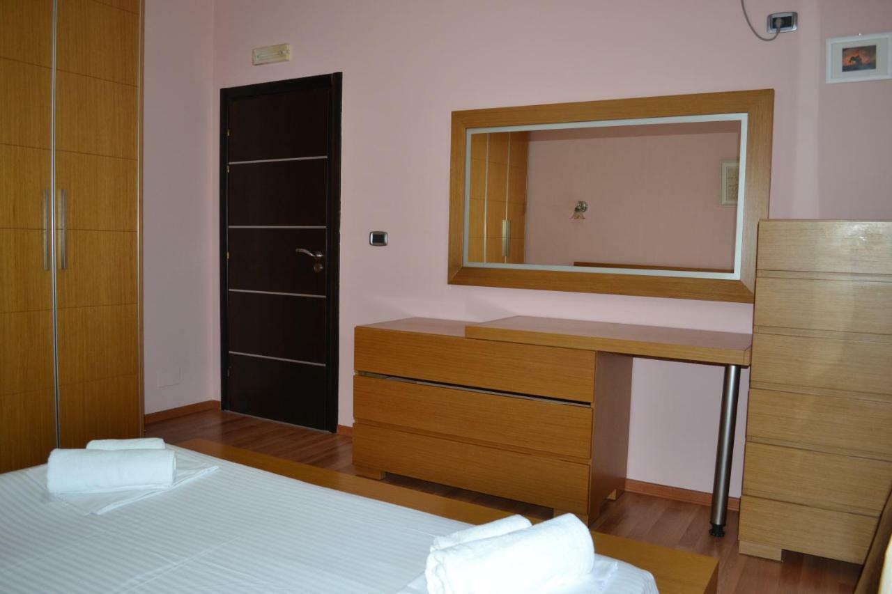 Penthouse 4 Bedrooms Apartment Vlorë Esterno foto