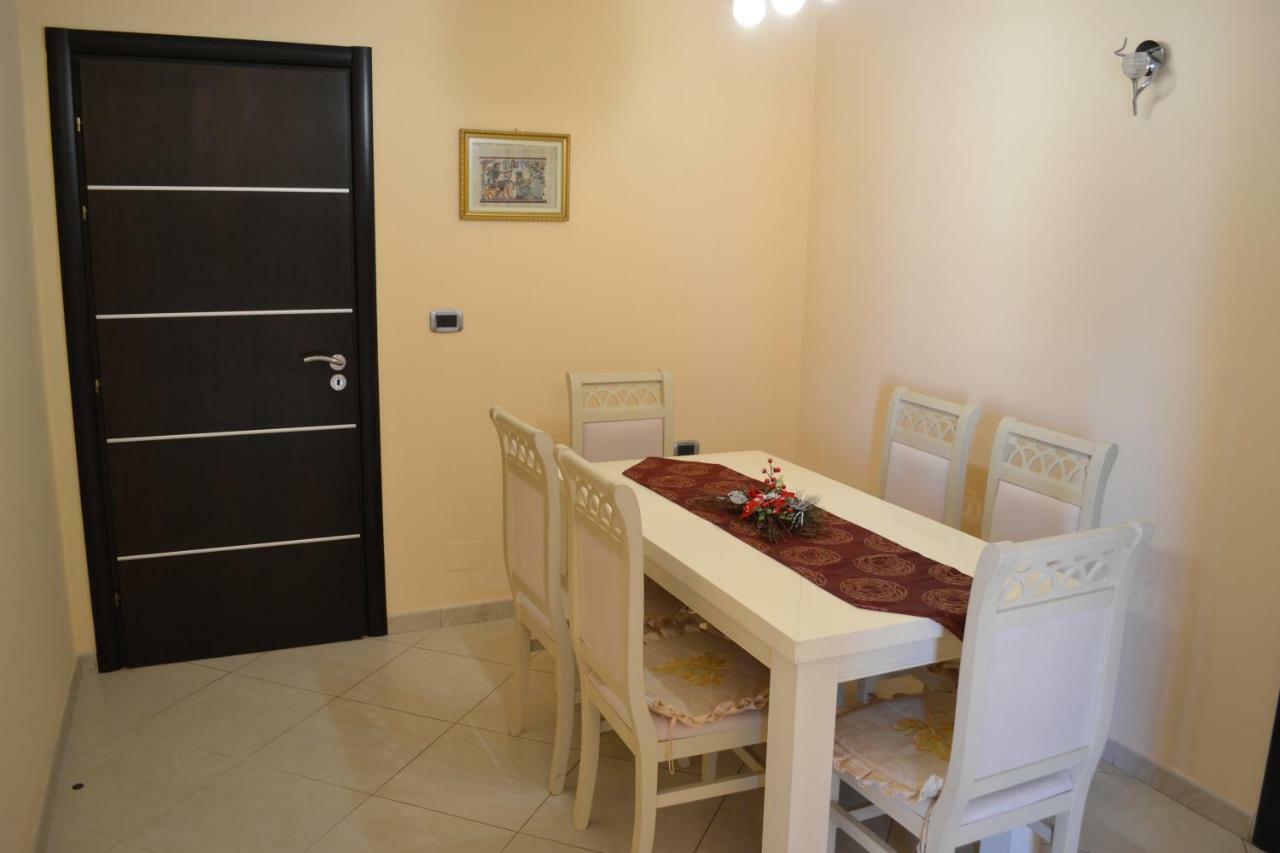 Penthouse 4 Bedrooms Apartment Vlorë Esterno foto