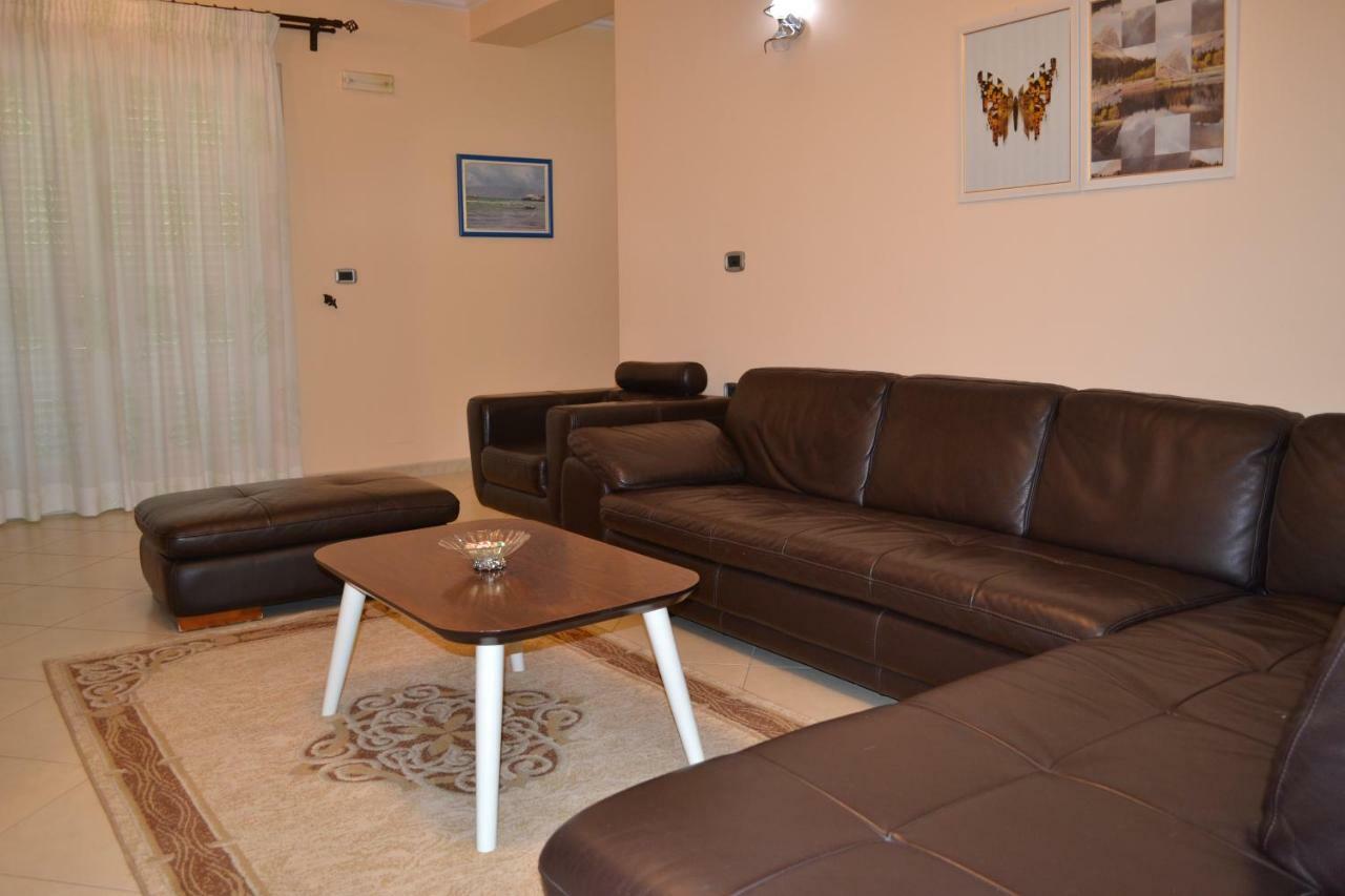 Penthouse 4 Bedrooms Apartment Vlorë Esterno foto